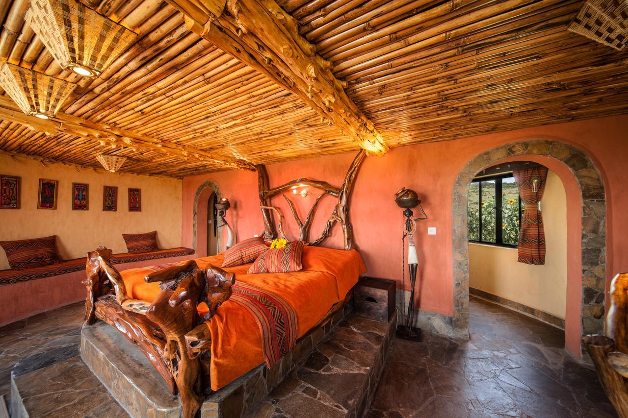 Rhino Watch Safarilodge Mweiga Habitación foto