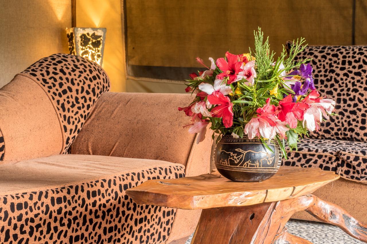 Rhino Watch Safarilodge Mweiga Exterior foto