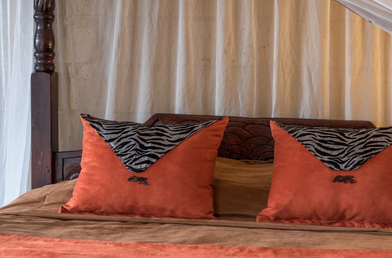 Rhino Watch Safarilodge Mweiga Exterior foto